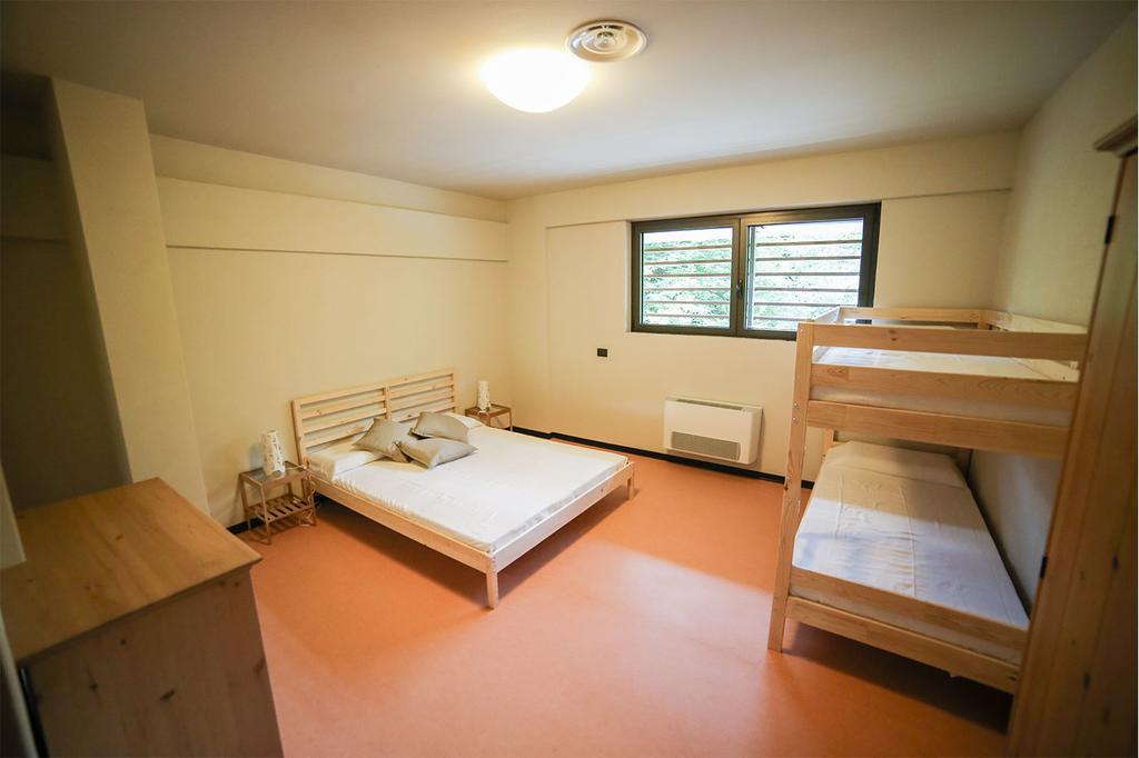 Oasi Hostel Merone Habitación foto